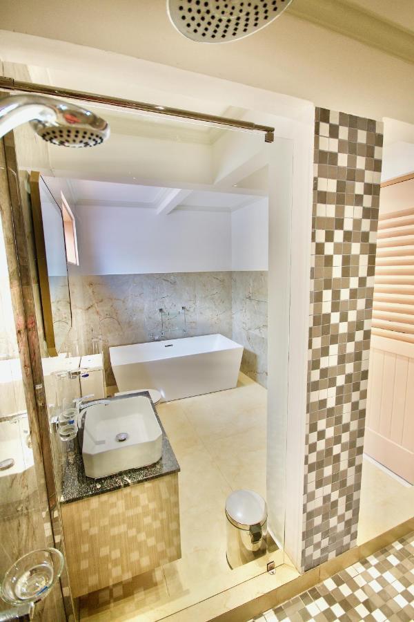 Sea Splash Self Catering And La Petite Maison Гранд-Анс Экстерьер фото