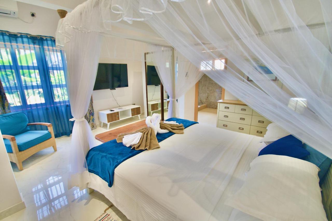 Sea Splash Self Catering And La Petite Maison Гранд-Анс Экстерьер фото
